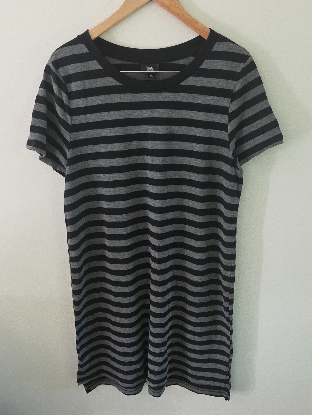 NWOT Mossimo Supply Co. Black & Gray Striped Midi T-shirt Dress